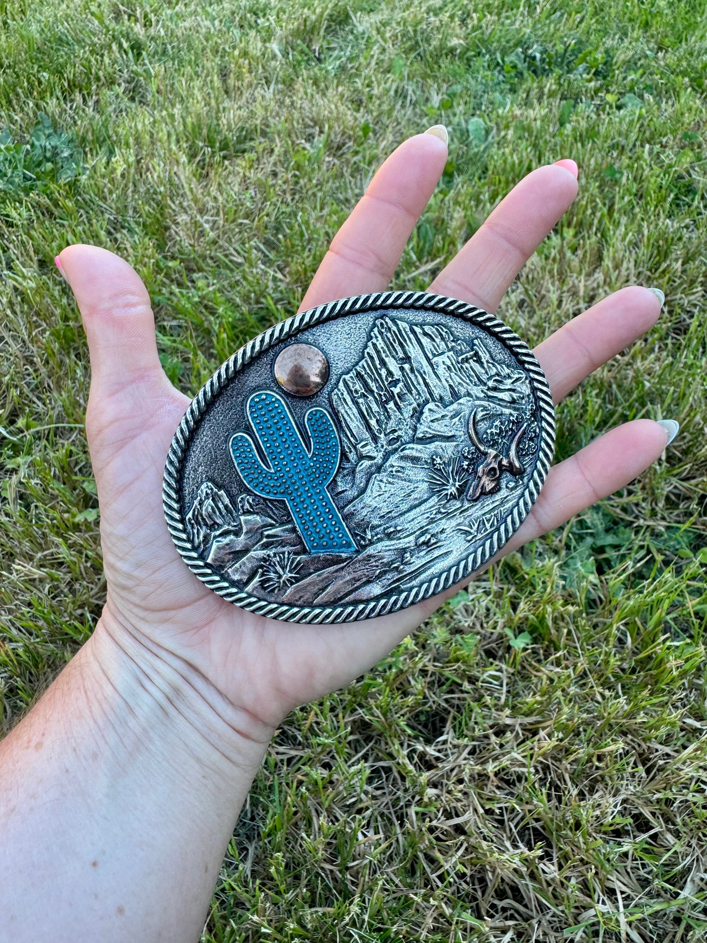 Desert skies buckle