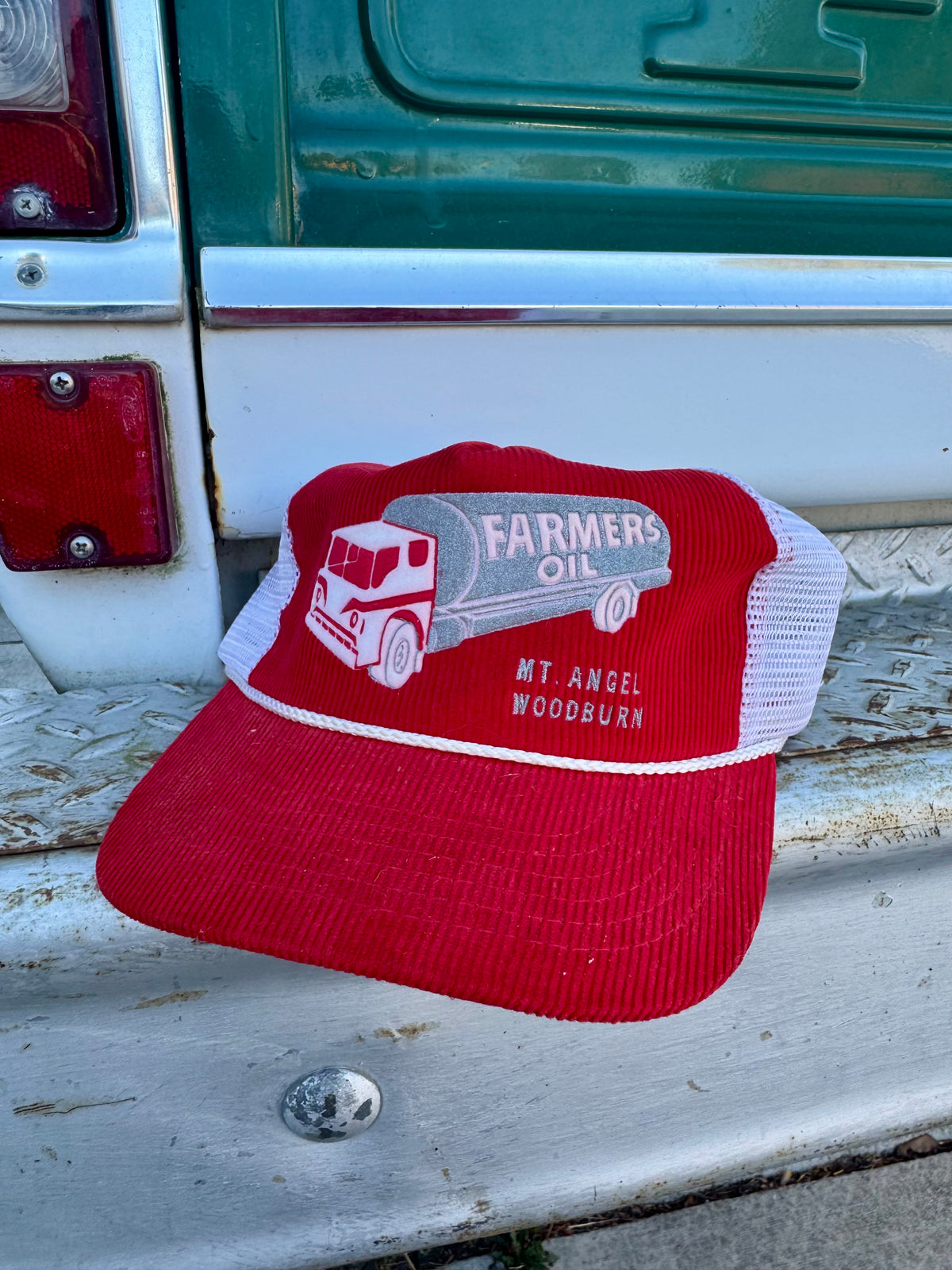 Farmers oil hat