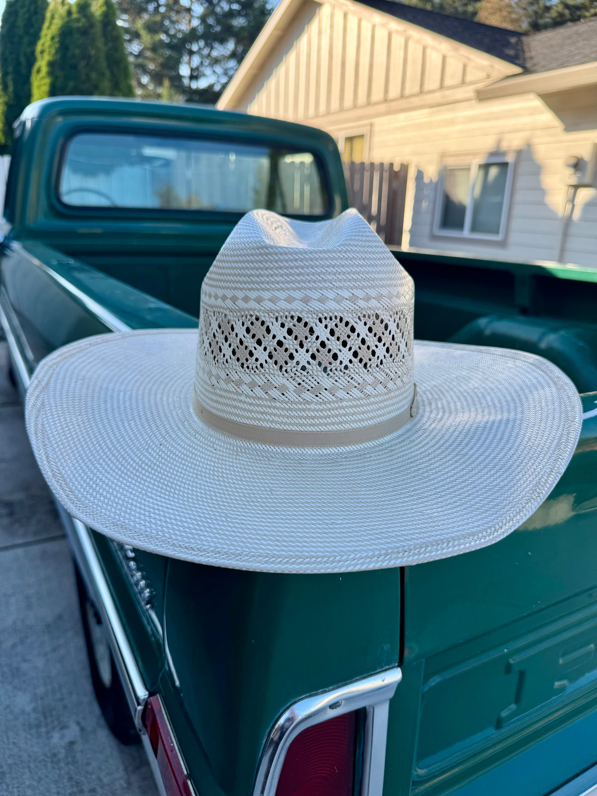 American straw hat